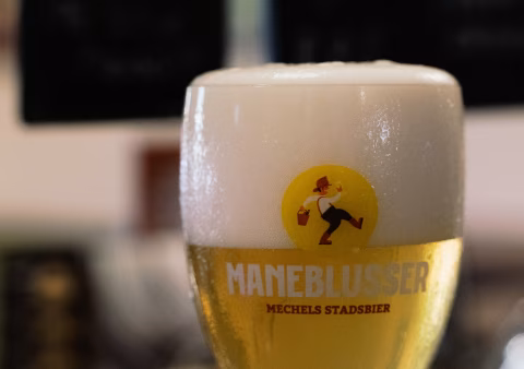 Een vers getapt glas maneblusser